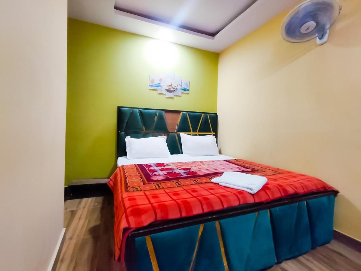 Roomshala 122 Hotel Park View - Near Adarsh Nagar 新德里 外观 照片